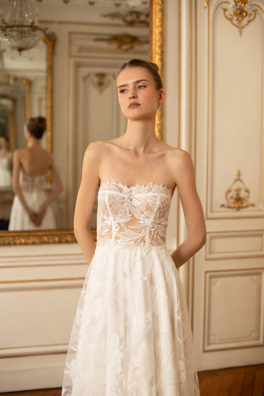 Fleur de Mariée: Boho Corset Gown