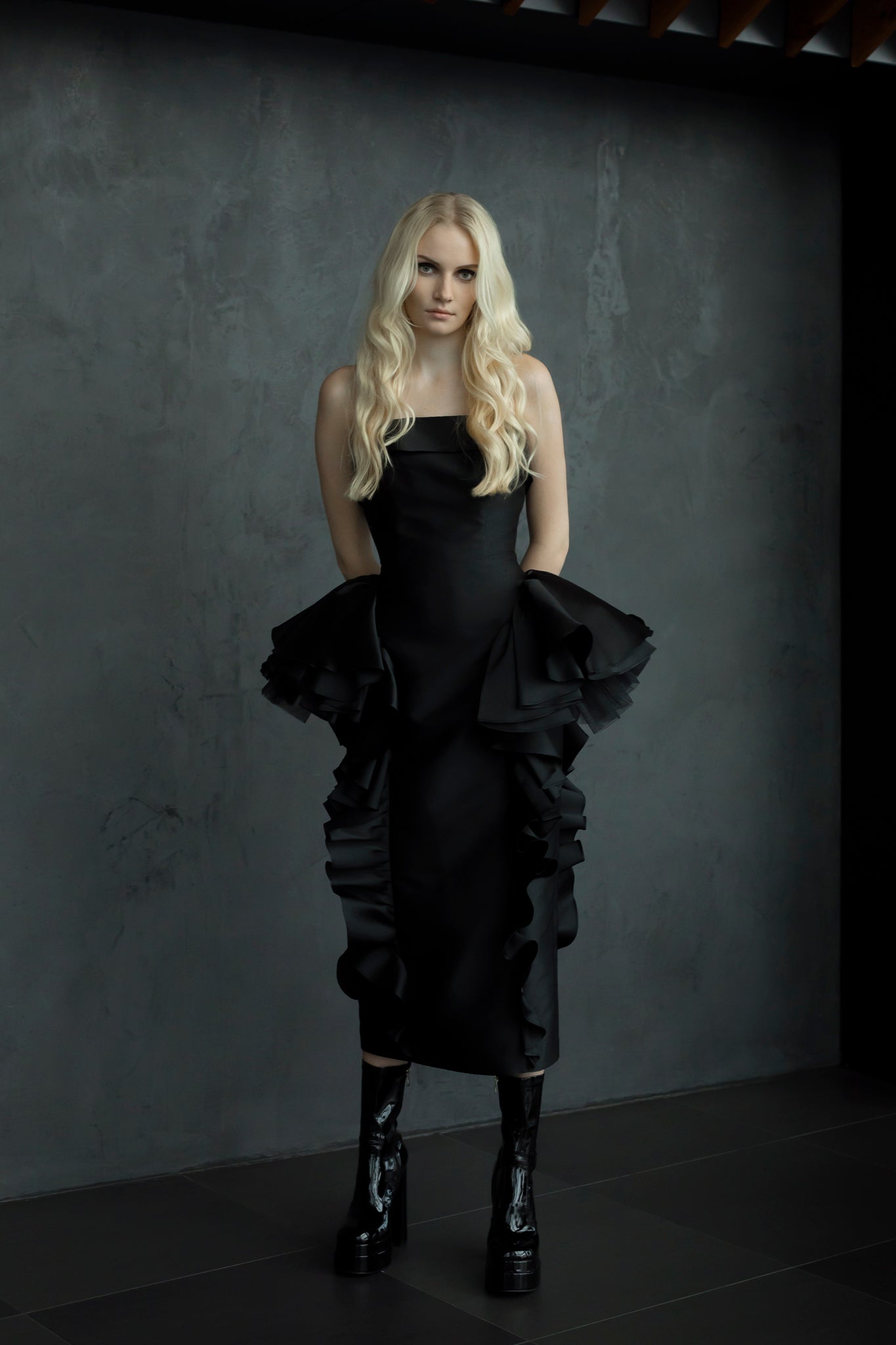 Mille-feuille Layered Dress: A Chic Black Interpretation of the Classic Napoleon Cake Elegance Liina Stein Mille-feuille Layered Dress: A Chic Black Interpretation of the Classic Napoleon Cake Elegance Liina Stein