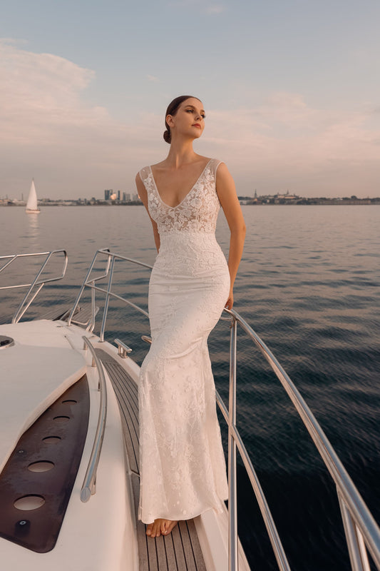 Thalassa: Subtle Wedding Dress