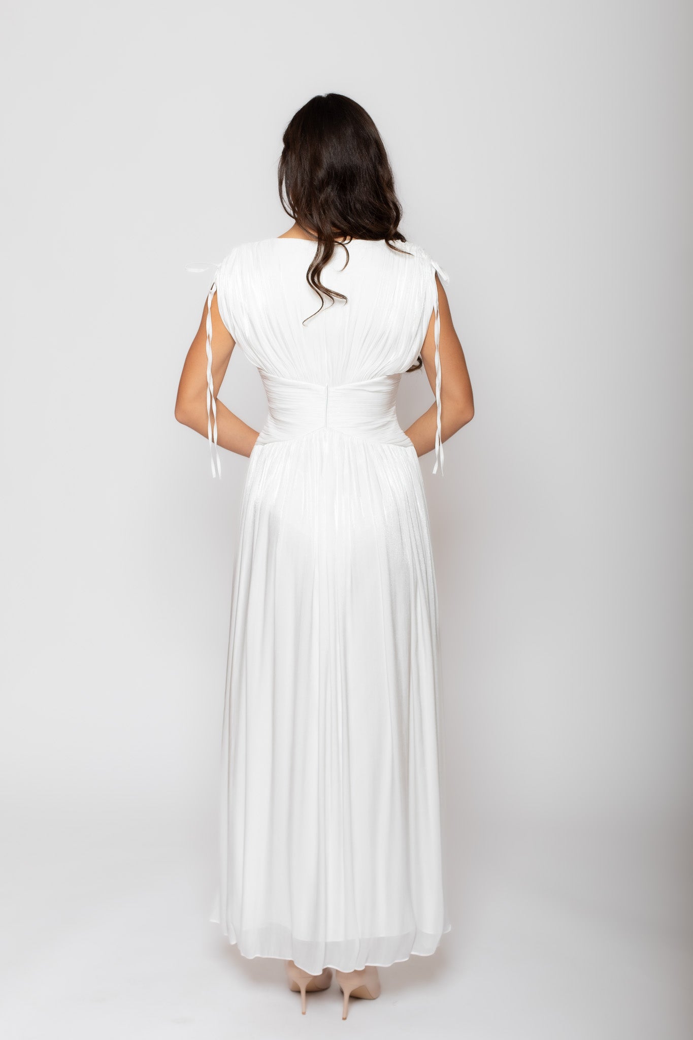 J’Adore Blanche: Simple and Romantic