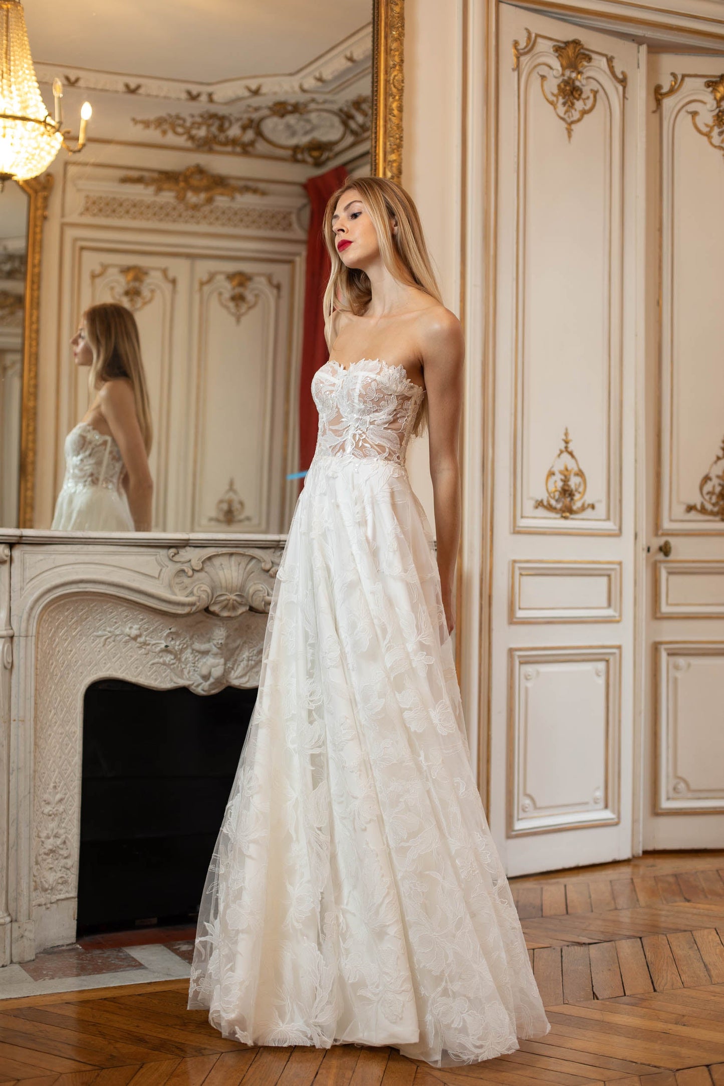 Fleur de Mariée: Boho Corset Gown
