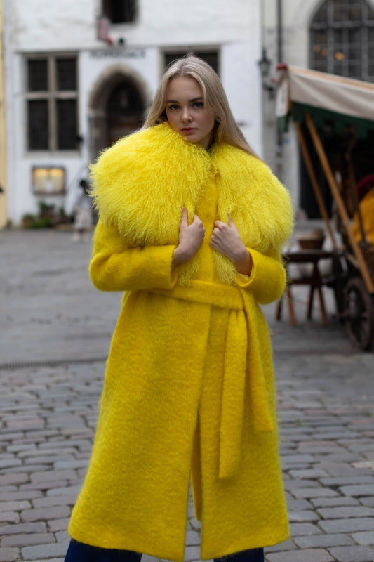 I Love Your Yellow Coat