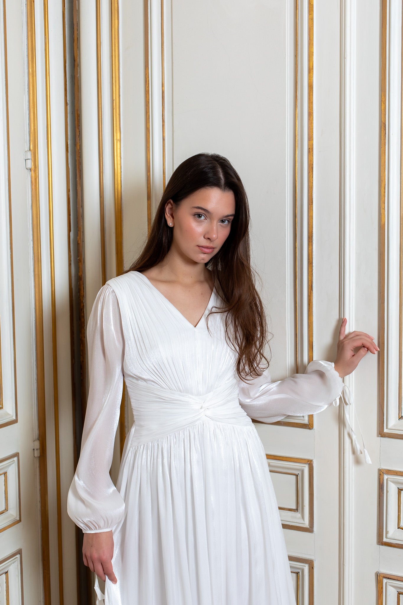 Valentine Blanche: Balloon Sleeves