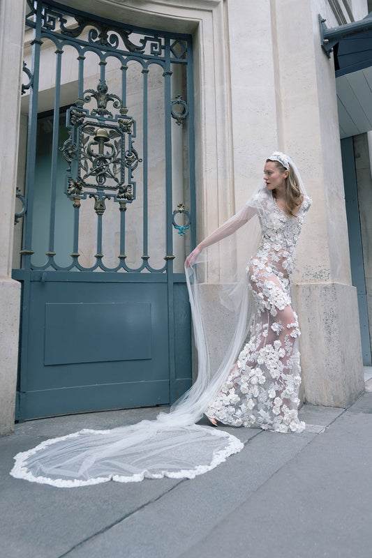 Molière Veil: Framed with Flowers